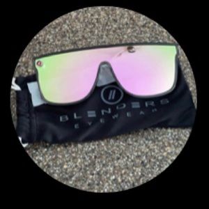 Blenders polarized sunglasses, NWOT